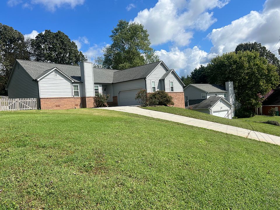1st image of 1512 Fox Meadow Cir