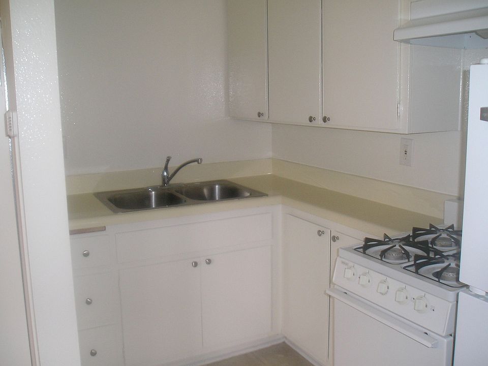1st image of 14420 Vose St APT 24