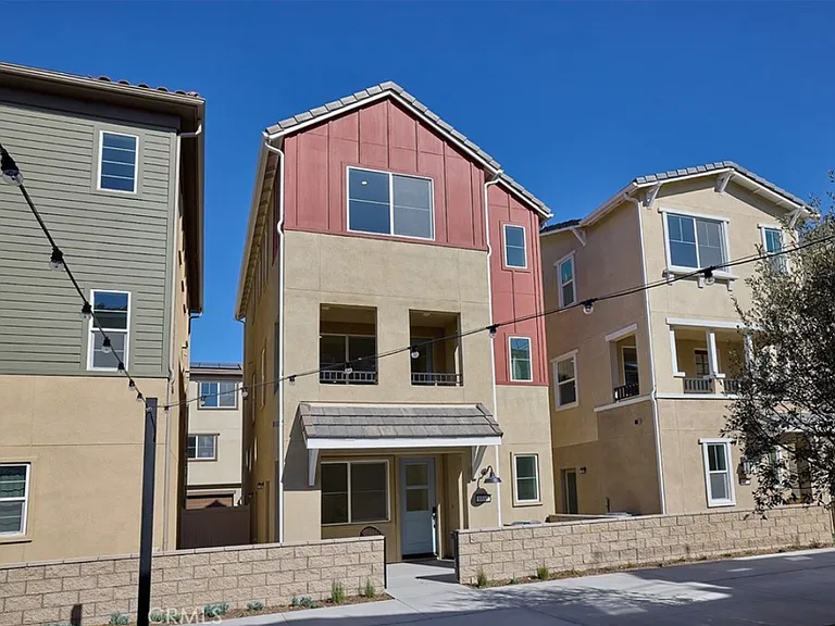 6045 Fairfax Dr — Photo 19