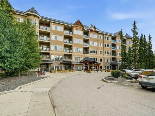 30 S Discovery Ridge Close SW #531, Calgary, AB T3H 5X5