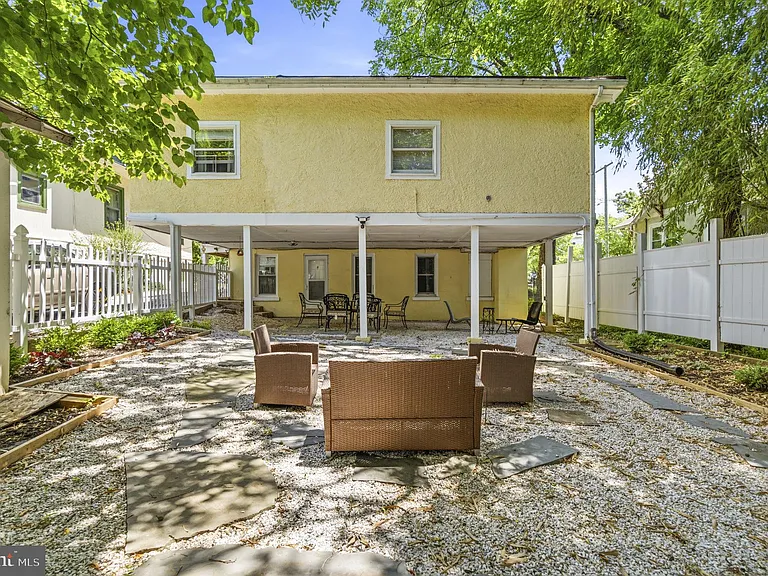 7126 Carroll Ave #4 — Photo 15