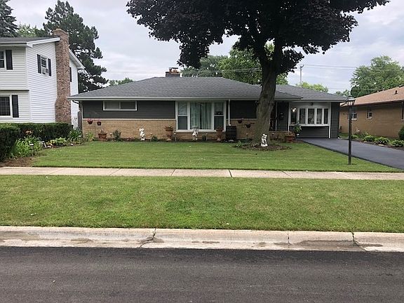 2nd image of 2215 Joanna Ave