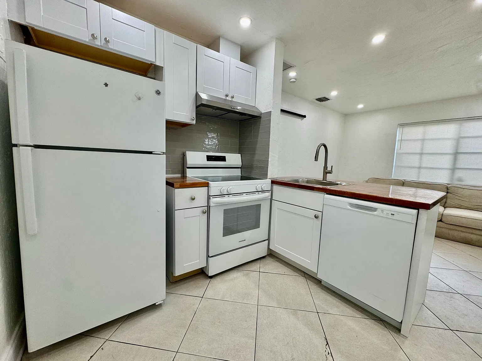 1 bed, 1.0 bath, 650 sqft, $1,700 — Photo 4