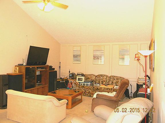 35200567_4