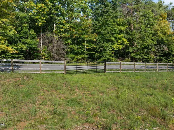 191 Lakeshore Dr, Leitchfield, KY 42754