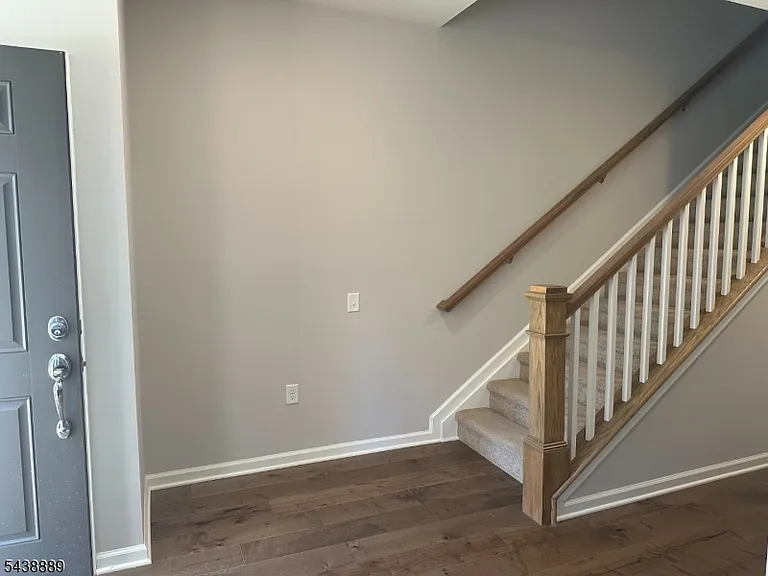11 Gala Ct — Photo 3