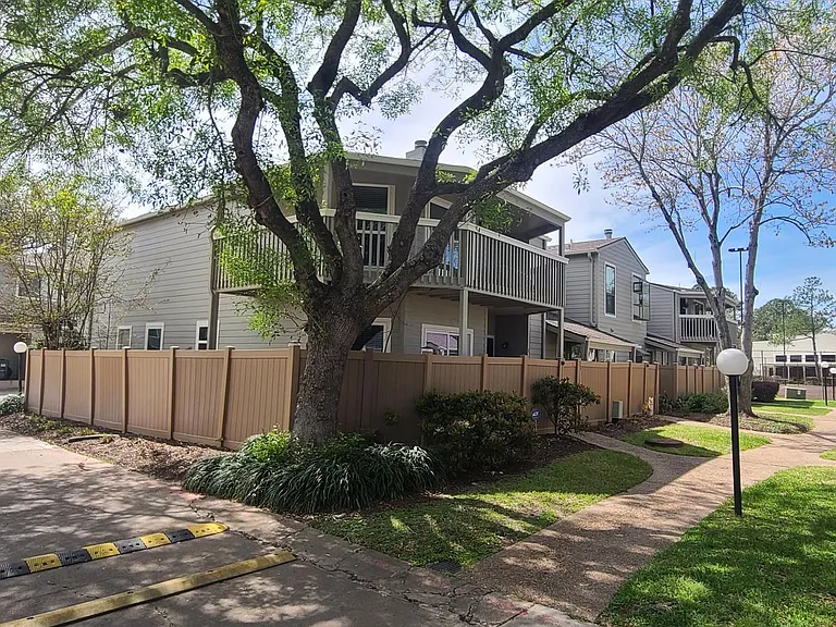 2379 Briarwest Blvd #73 — Photo 39