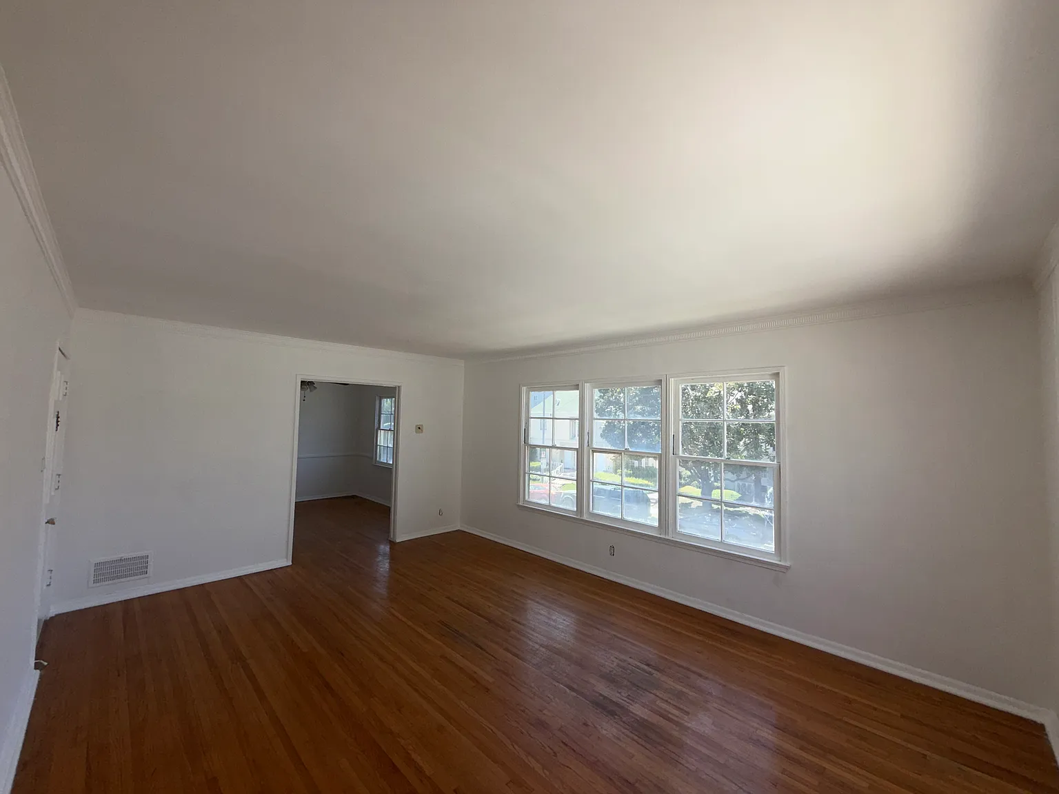 2 bed, 1000 sqft, $2,950 — Photo 4