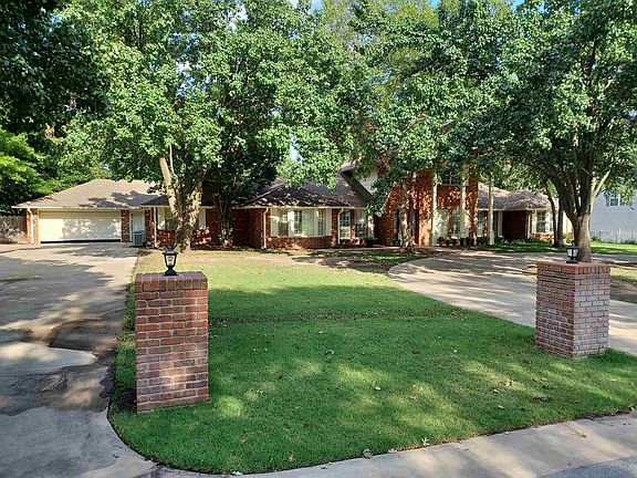 2nd image of 1713 Quailwood Dr