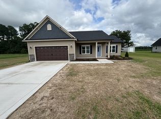 200 Budd Godwin Ln, Dunn, NC 28334