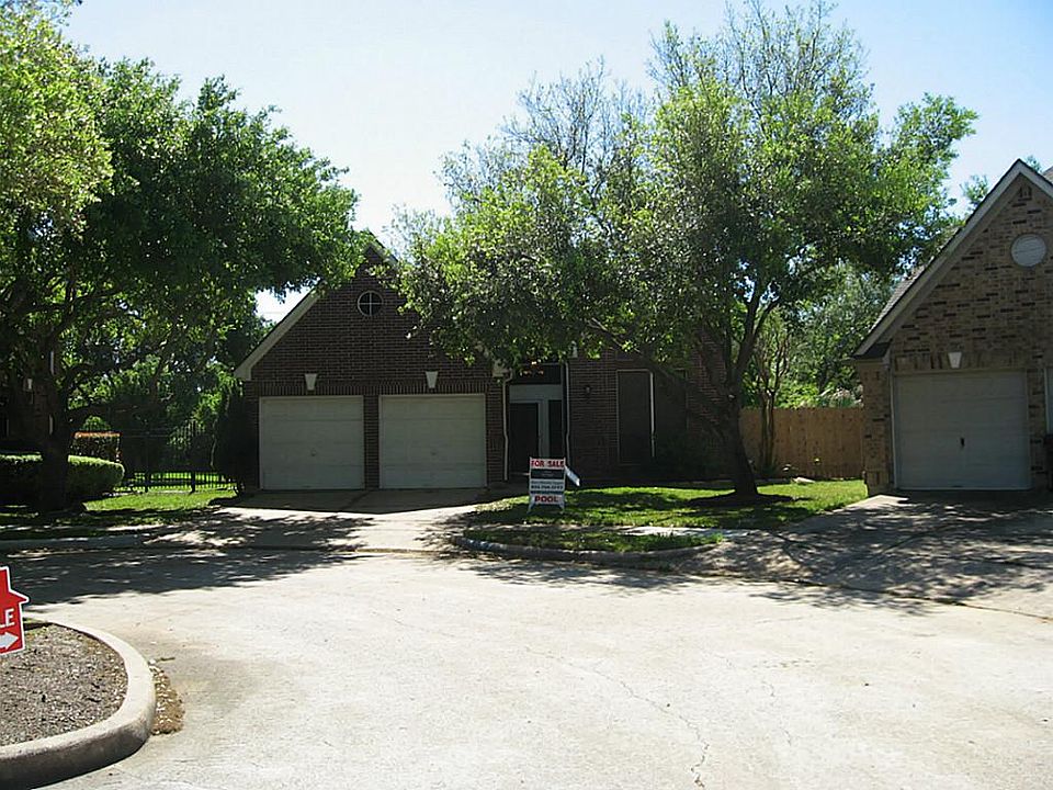 1st image of 14003 Lake Trail Dr