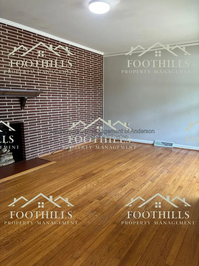 3 bed, 2.0 bath, 1532 sqft, $1,695 — Photo 4