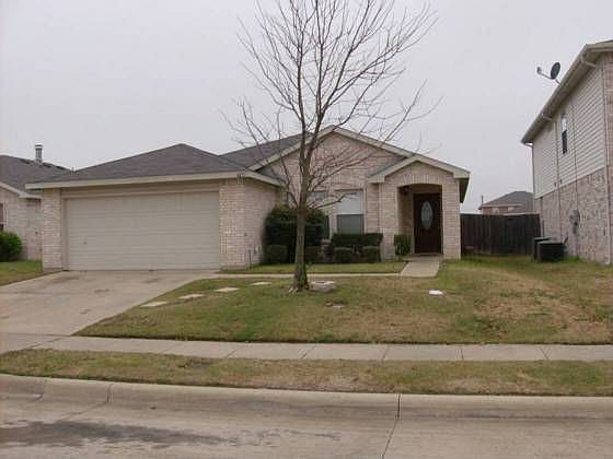 1st image of 4253 Gray Fox Dr