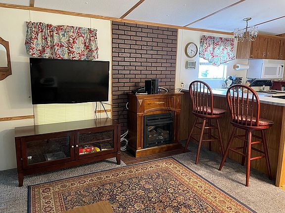 4th image of 108 Minnow Ln