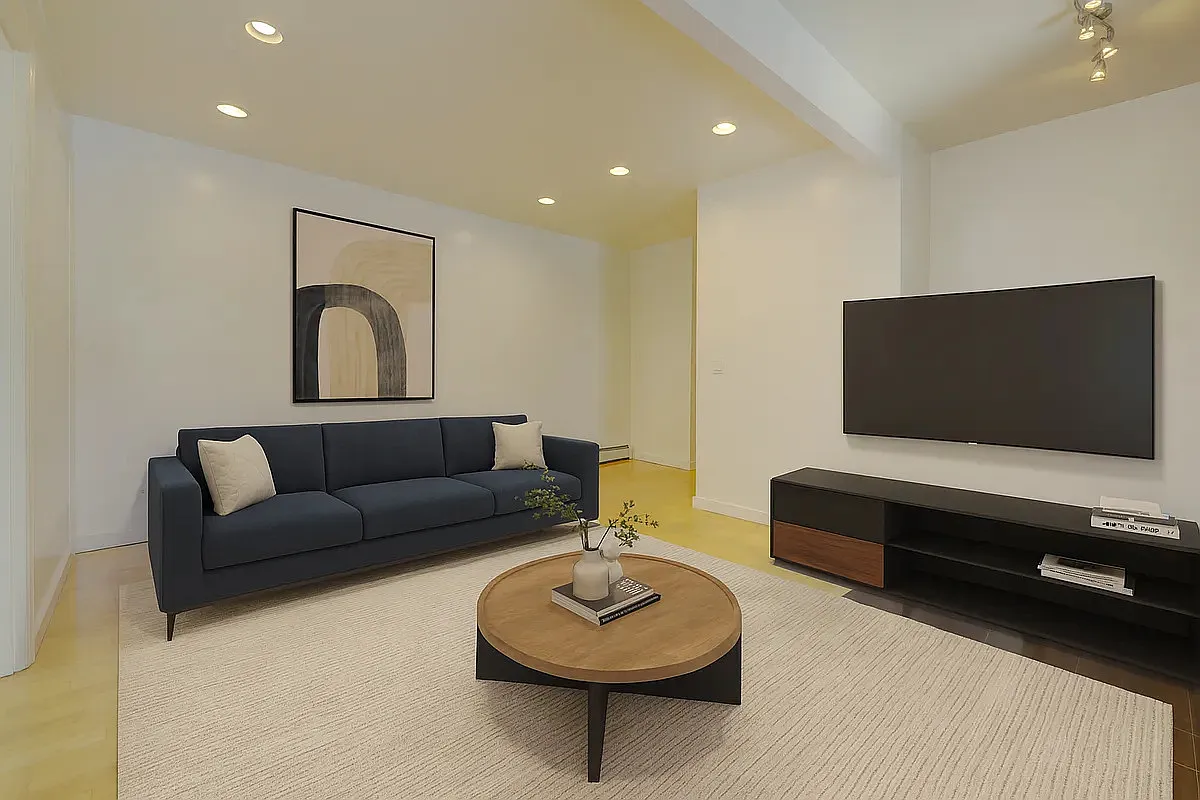 118 Ridge Street — Photo 3