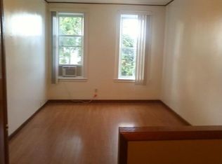 6027 70th Ave, Flushing, NY 11385