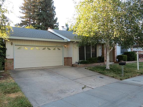 2nd image of 7640 Roman Oak Way