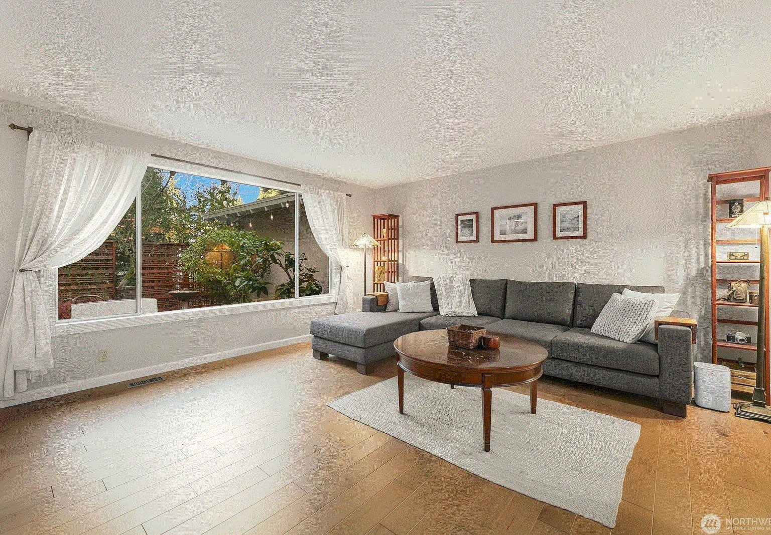 3 bed, 1470 sqft, $3,800 — Photo 4
