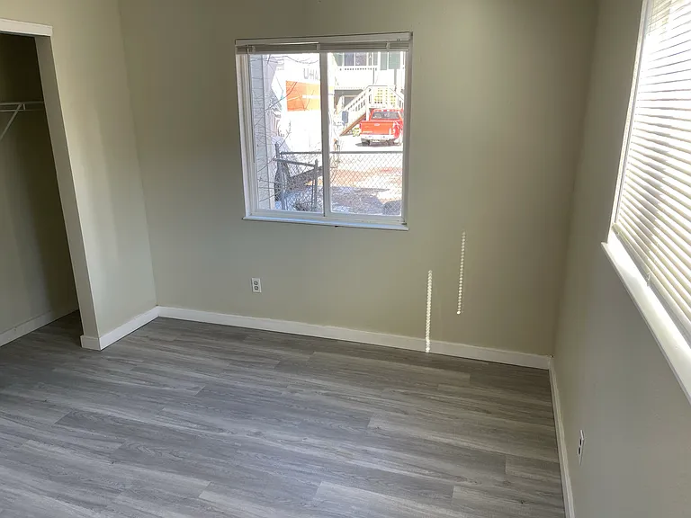 1128 Mazatlan Cir #B — Photo 4