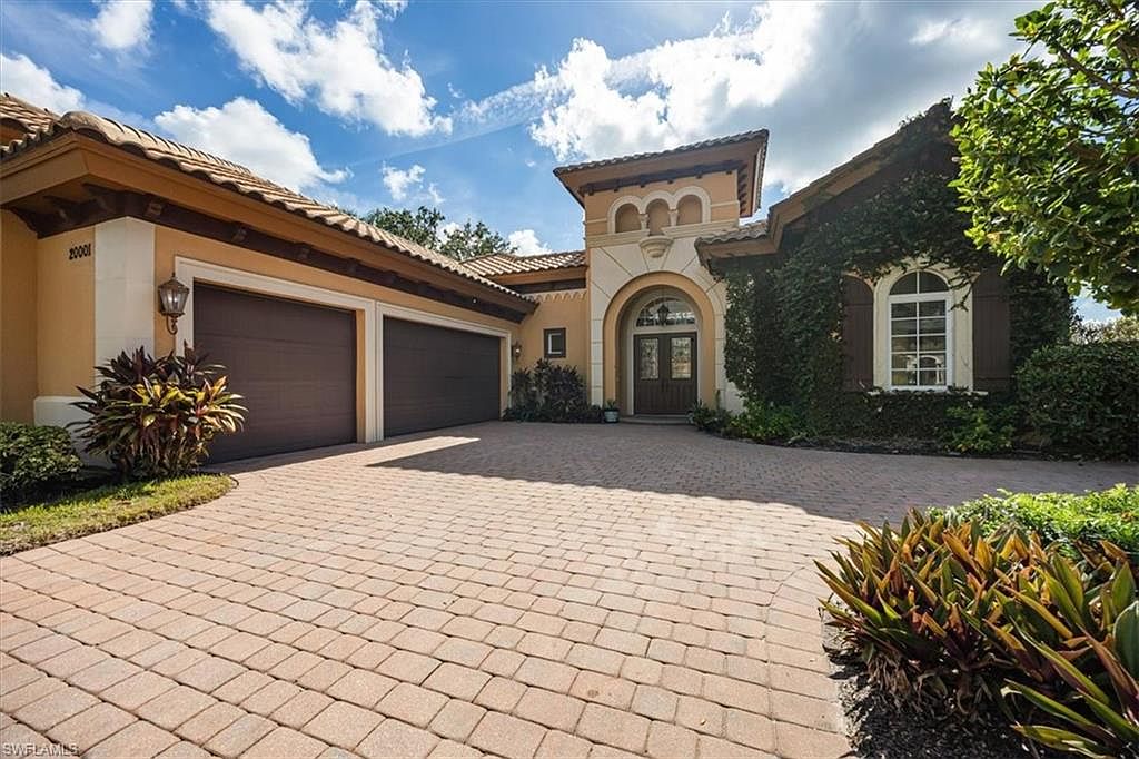 20001 Oak Fairways CT