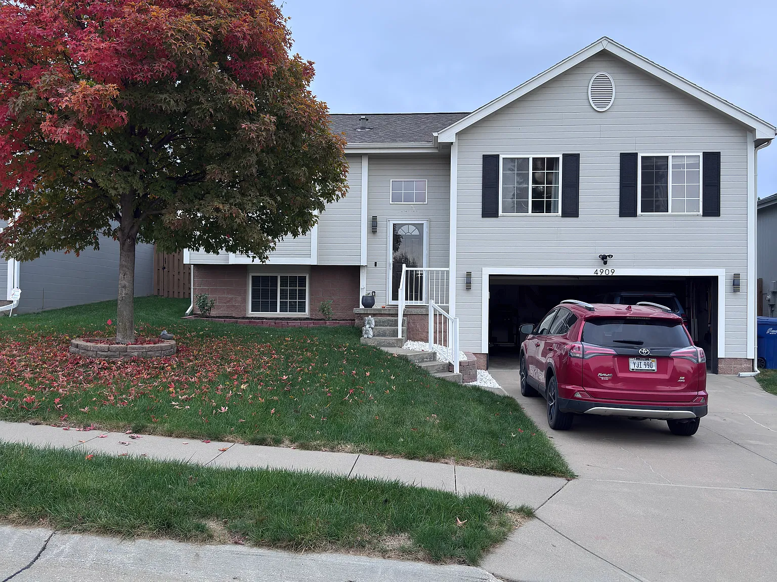 3 bed, 1622 sqft, $2,249 — Photo 2
