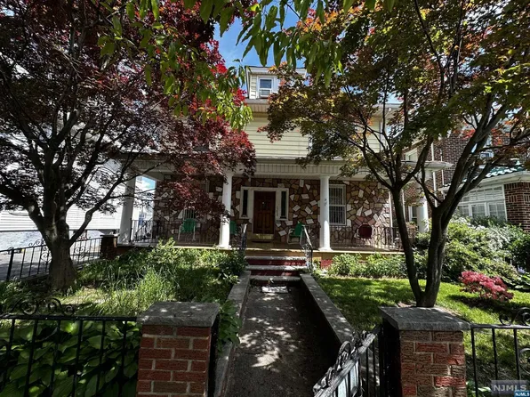 623 Ridge St #625, Newark, NJ 07104