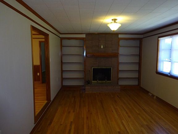 5th image of 304 Alabama Ave