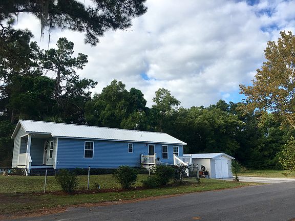 2nd image of 1010 Railroad Ave SE