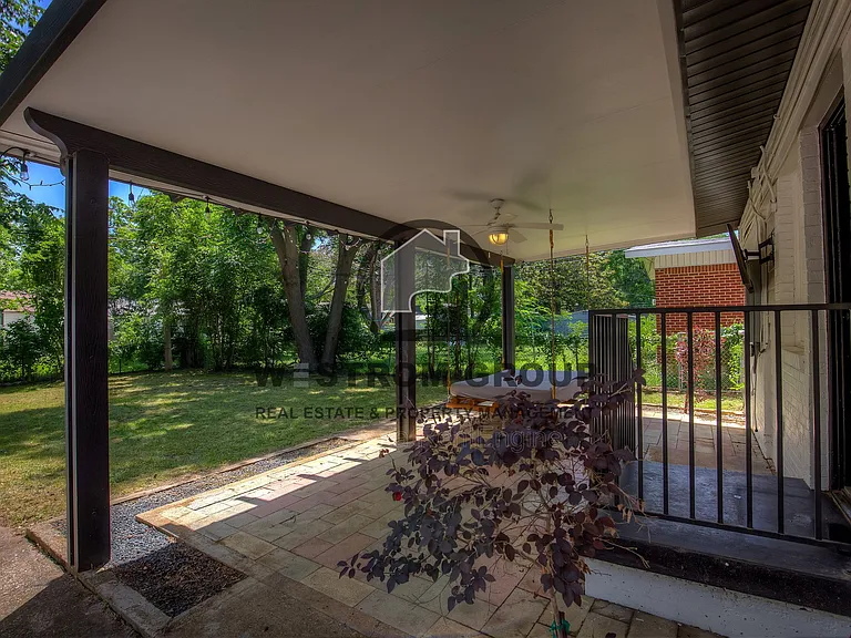 1308 Marshalldale Dr — Photo 48