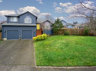 982 SE Dix Ct, Troutdale, OR 97060