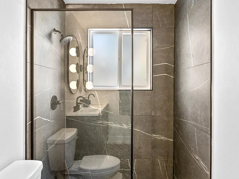2651 Little Kate Rd — Photo 22