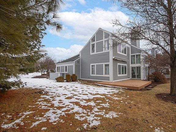 3rd image of 301 Lakeside Dr