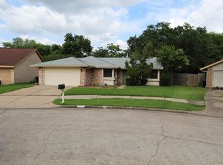 9307 Moorfield Ct, Houston, TX 77083
