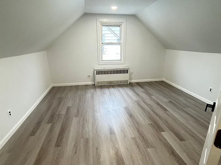 417 Burkhard Ave — Photo 12