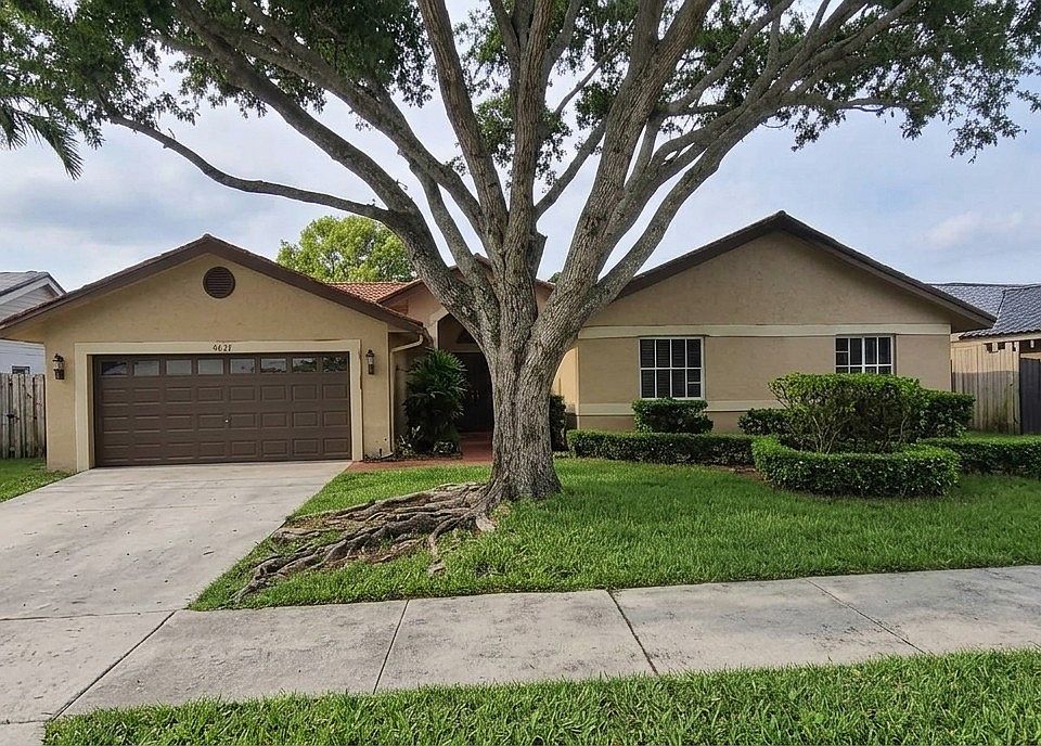 1st image of 14511 SW 162nd St