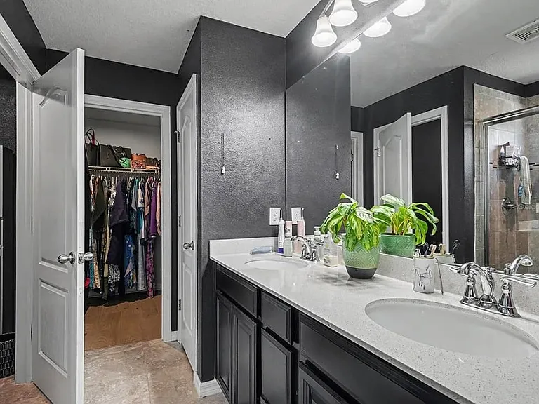 11615 Fringetree Ct — Photo 8