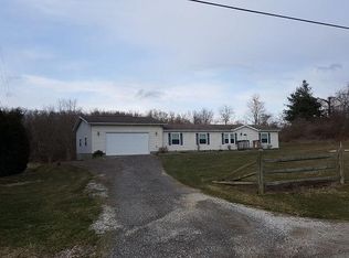 5300 Ireland Rd NE, Lancaster, OH 43130