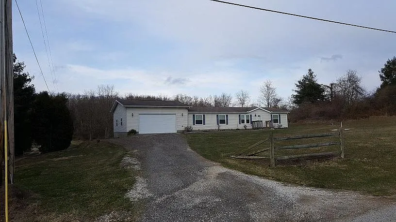 5300 Ireland Rd NE photo 1