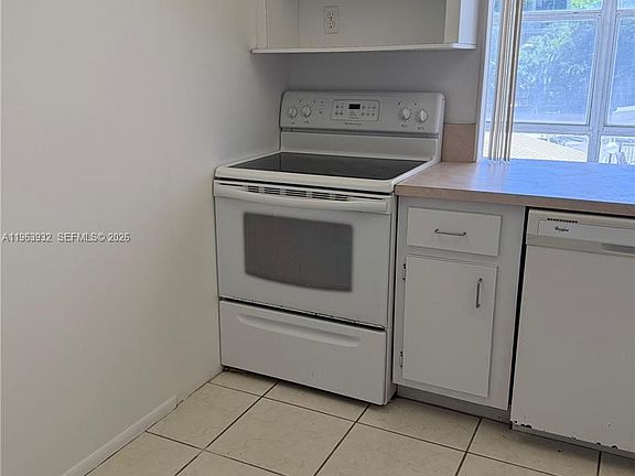5th image of 200 172nd St APT 222