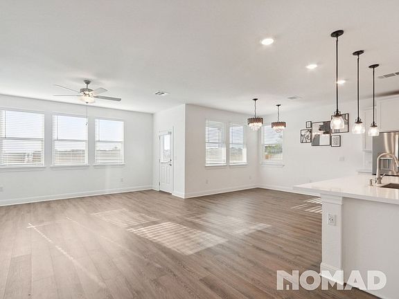 3rd image of 13617 Long Island Dr