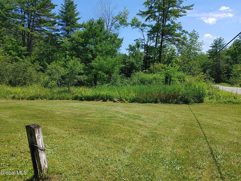 3rd image of 671 New Hague Road