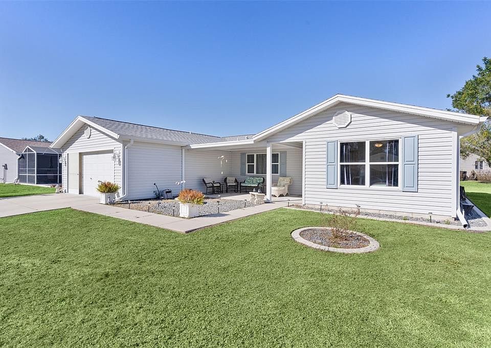 1st image of 10701 SE 179th Ln