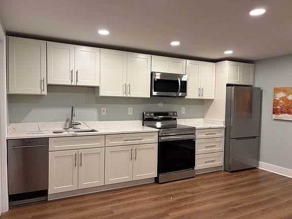 5th image of 3620 7th St #1