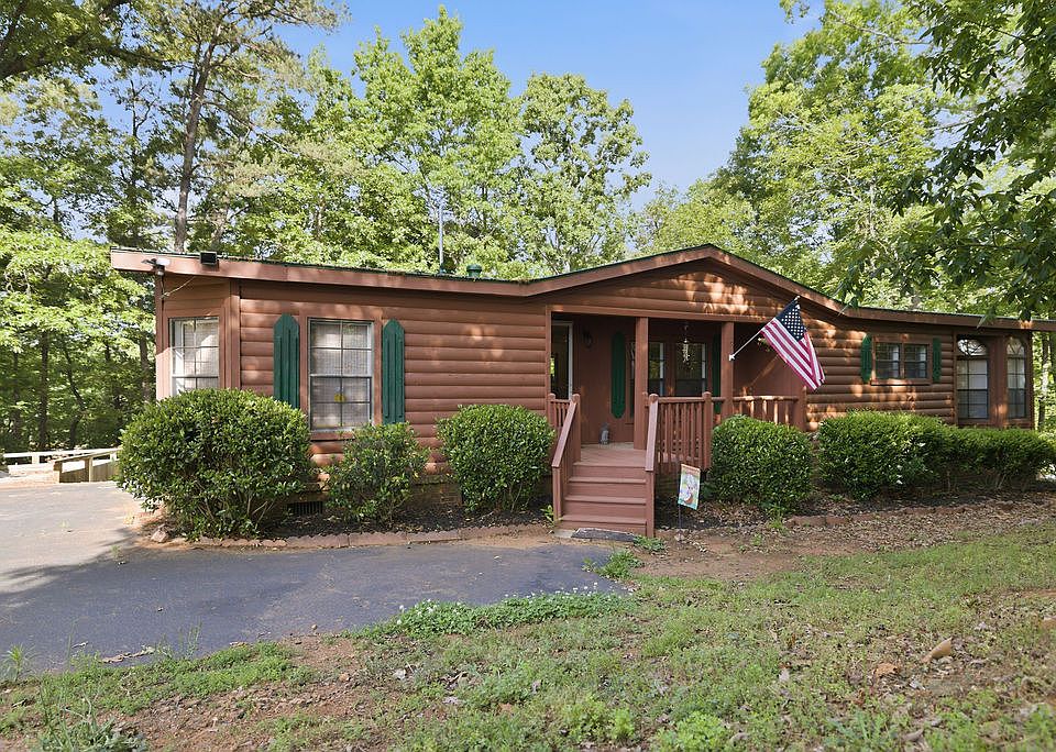 1st image of 124 Woodshore Dr