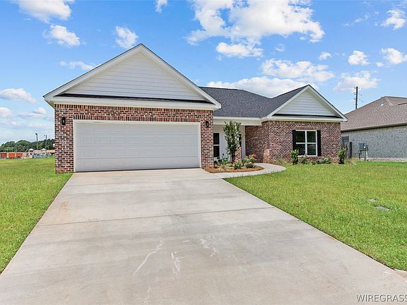 2nd image of 105 Legacy Dr