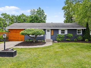 823 W Merchant St, New Buffalo, MI 49117