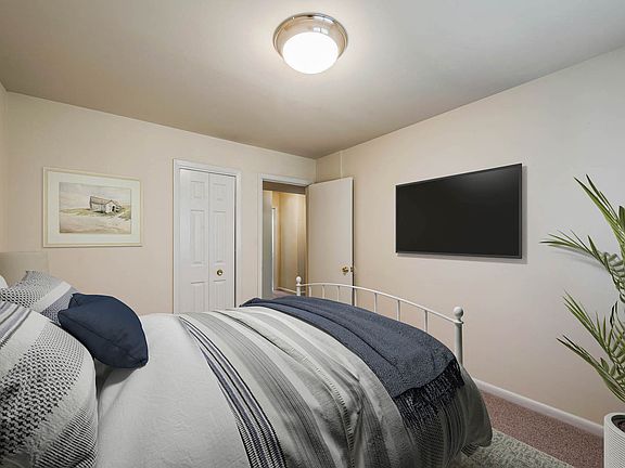 3rd image of 1020 Cayer Dr #1021-204