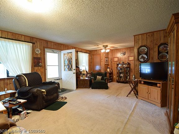 3rd image of 105578 S 4680th Rd