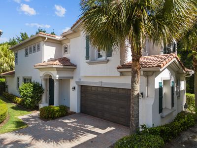 561 Tomahawk Court, Palm Beach Gardens, FL, 33410