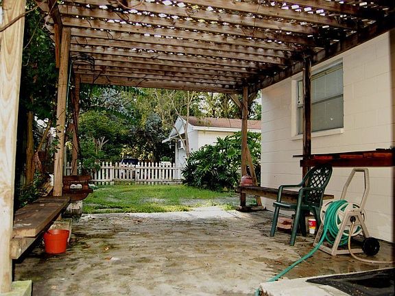 Patio/Arbor